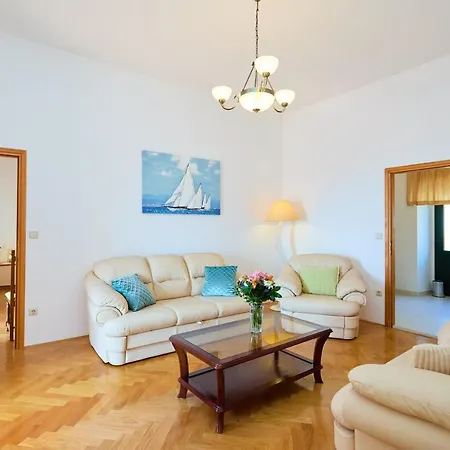 Apartment Ani